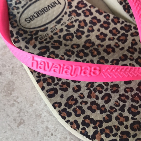 Havaianas Leopard Print Women’s Flip Flops Size 6 - Picture 2 of 6